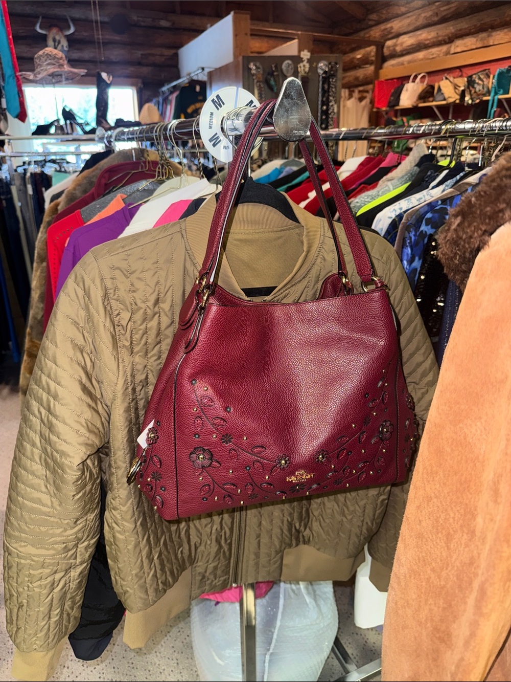 😍Gorgeous Great Condition Coach Edie 31 Burgundy Leather Floral Bag